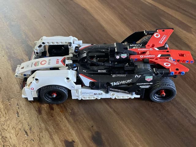 Lego F1 Race Car Set