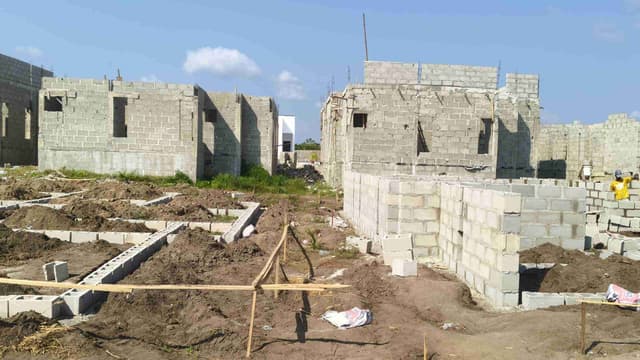 *LUXURY BUNGALOW IGANDO, IBEJU LEKKI, LAGOS*