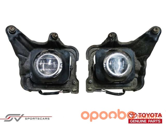 TOYOTA BRACKET 81219-12220