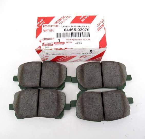 Genuine Toyota 04465-02070 Front Brake Pad Set
