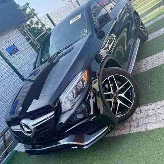 Mercedes-Benz GLE 450 4MATIC – Black, Premium Condition